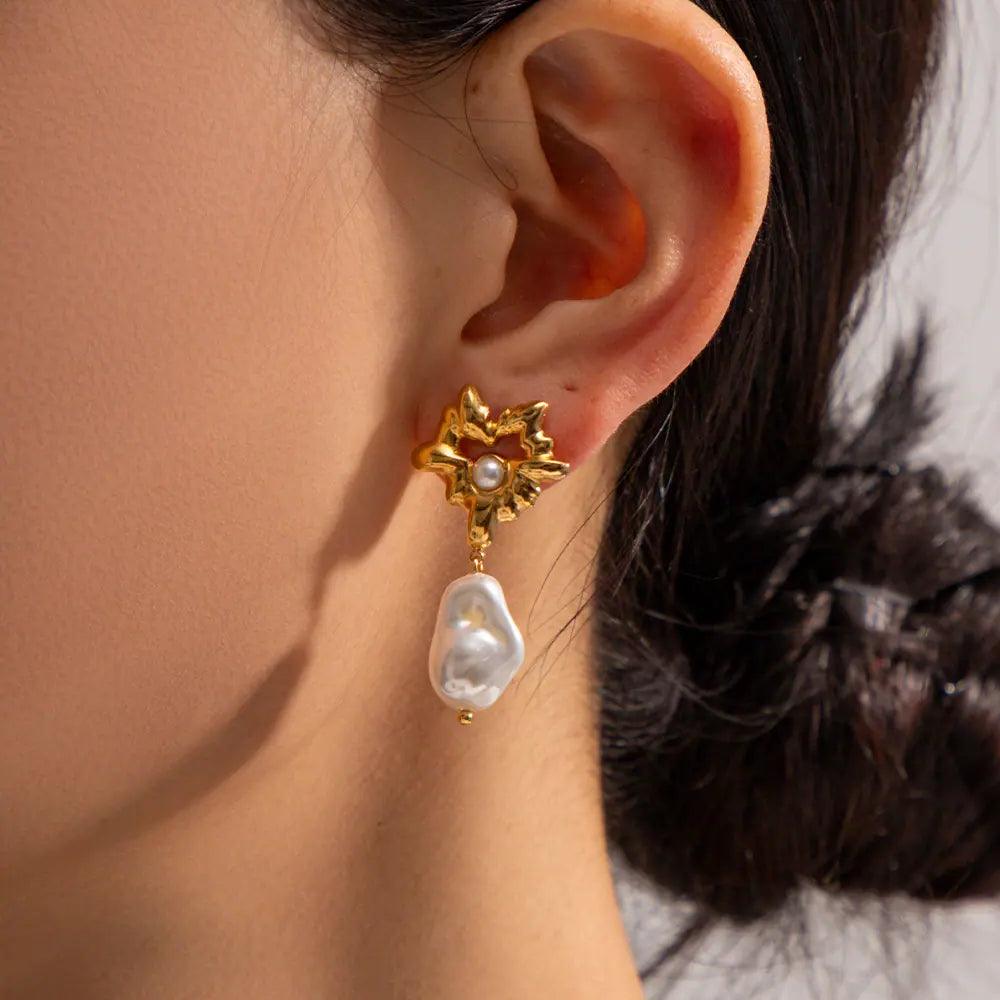 Retro Radial Love Pearl Stud Earrings - HAYUDY